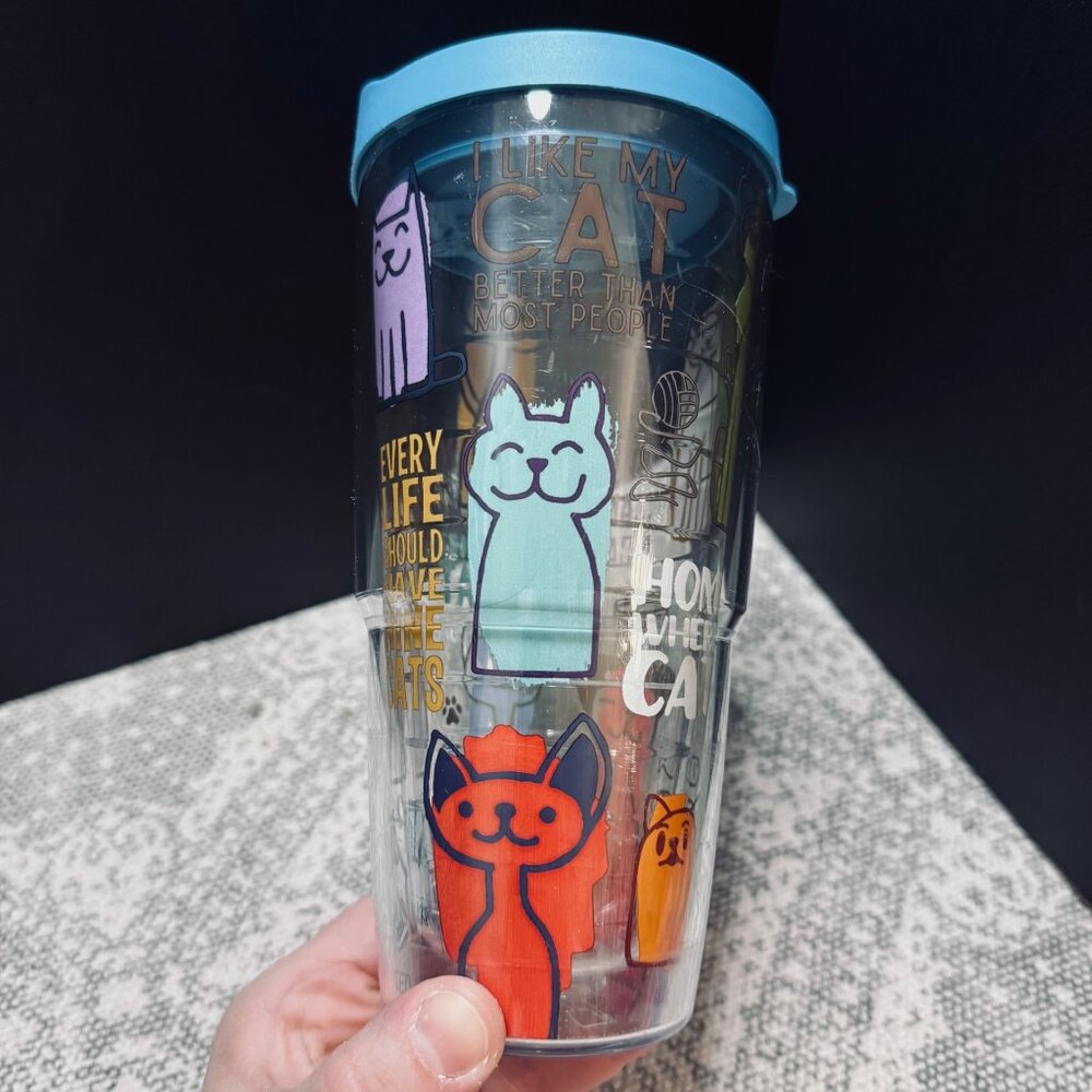 24 Ounce Cat Tervis with Lid